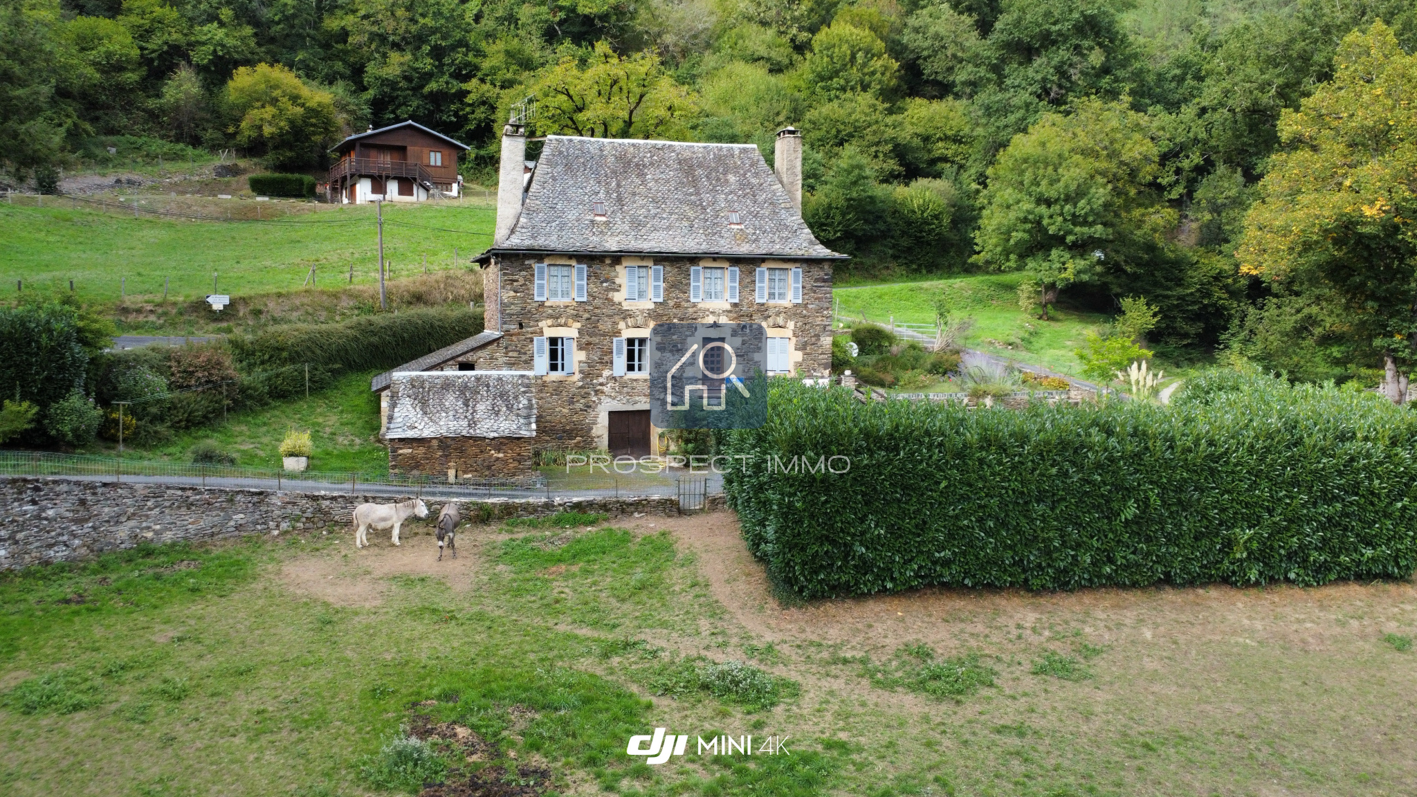 Maison 8 pièces avec terrain au Monastère Cabrespine